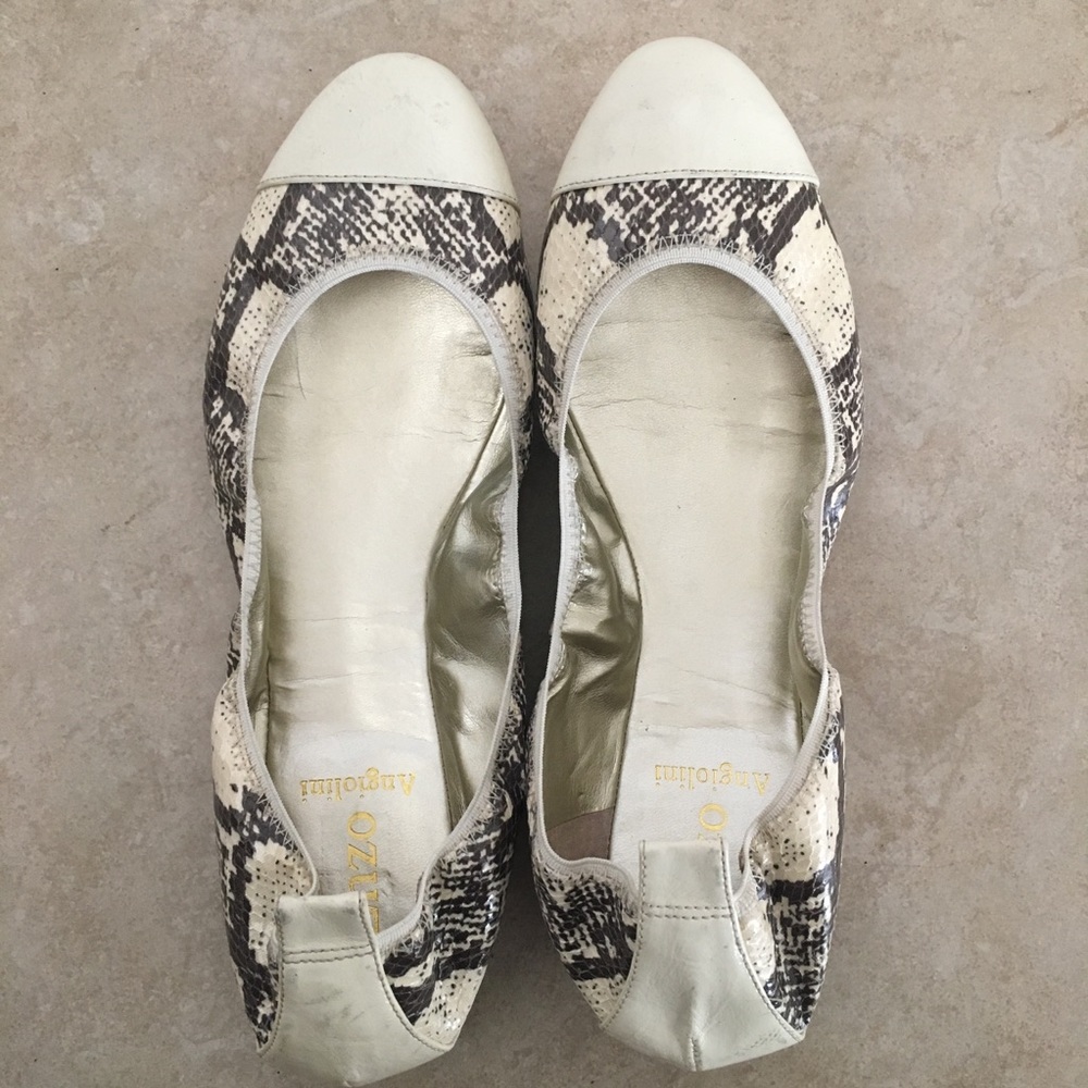 Enzo Angiolinni snake skin ballet flats
